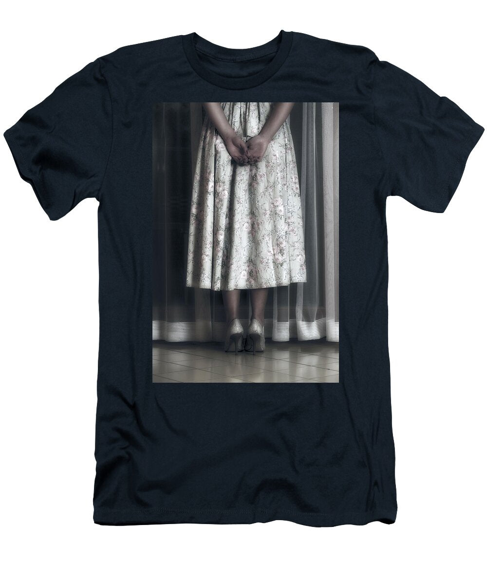 1 Waiting Joana Kruse T-Shirt