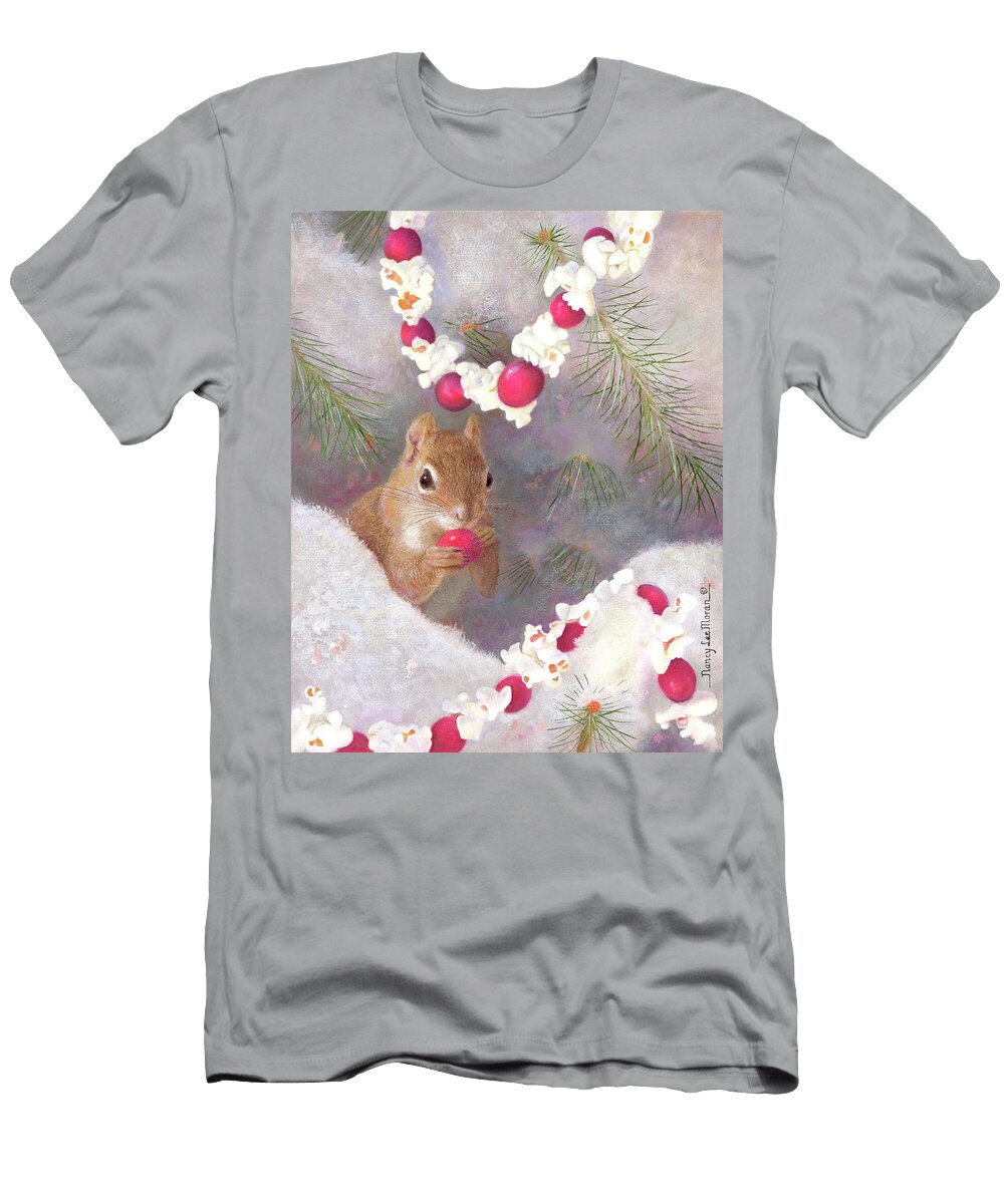 Cranberry Garlands Christmas Squirrel Nancy Lee Moran T-Shirt